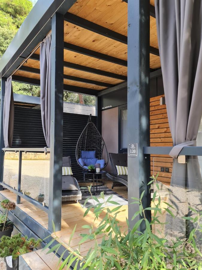 Luxury Mobile Homes Ivaci Ровинь Экстерьер фото
